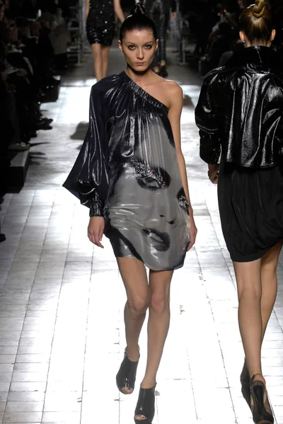 Look 40